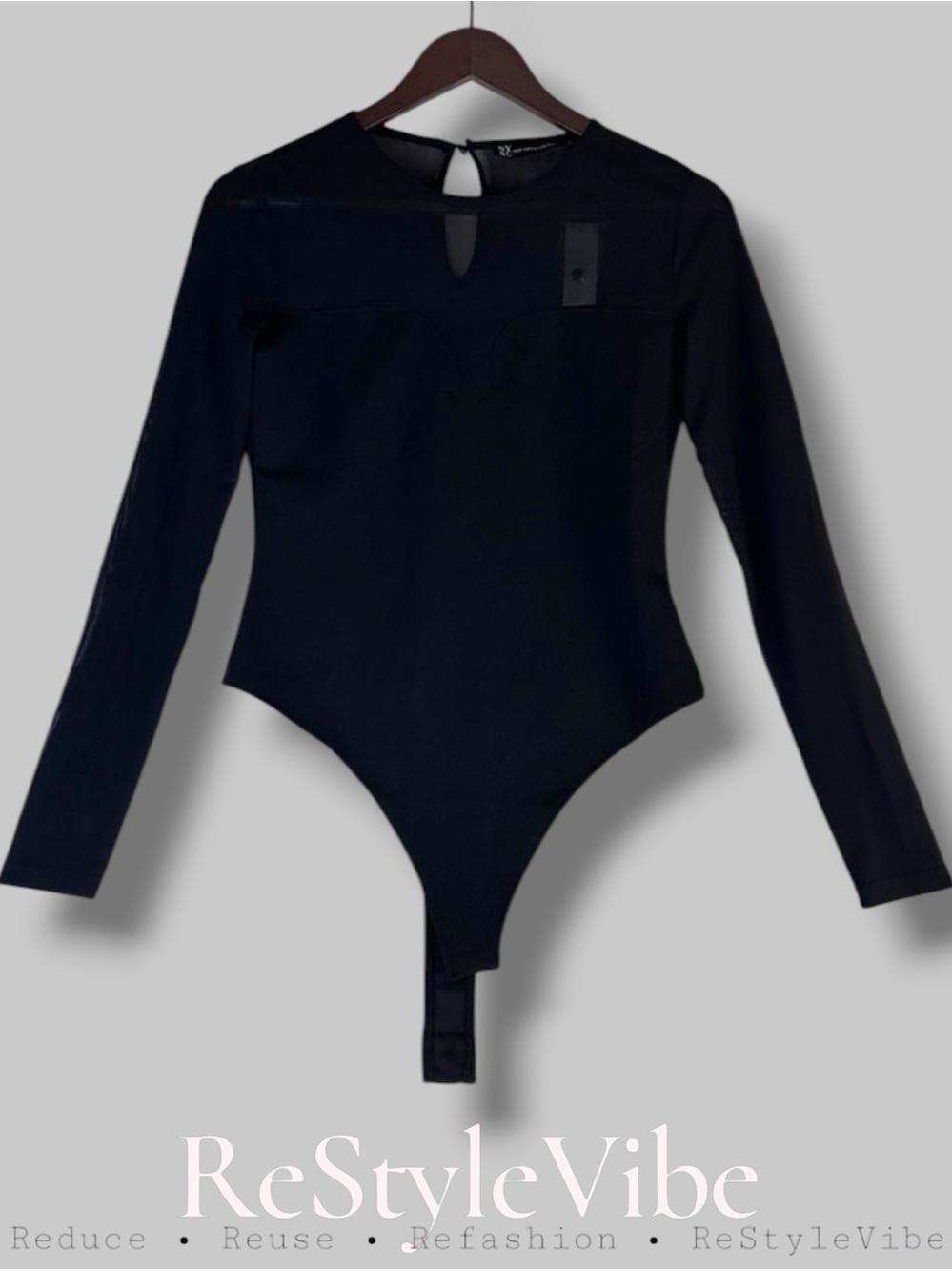 NEW YORK & COMPANY Women’s Size S Bodysuit Mesh Long Sleeve NWT Stretch Black